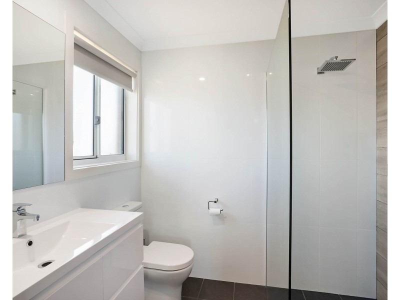 76 Glen Mia Drive, Bega NSW 2550