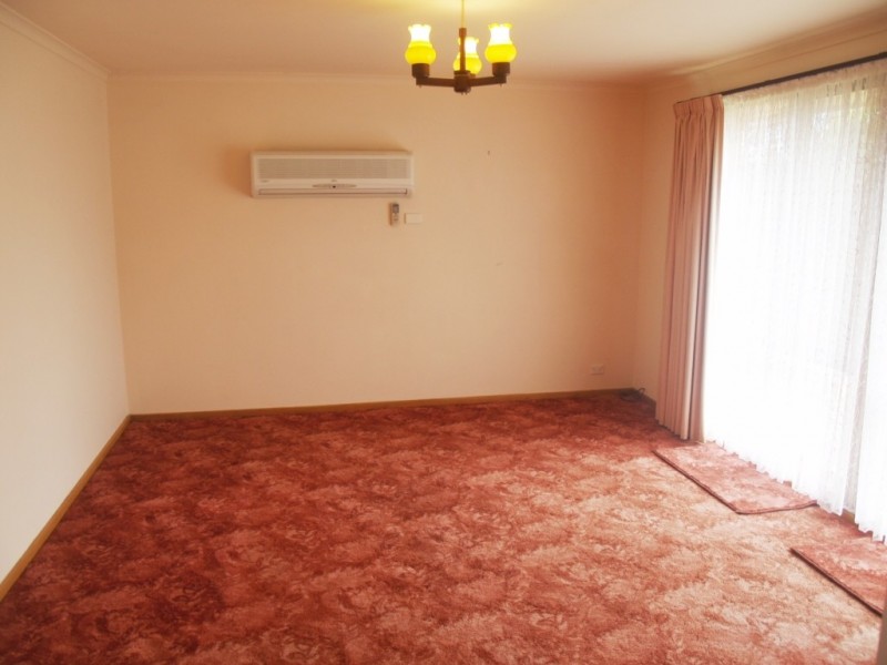 80 Lynjohn Drive, Bega NSW 2550