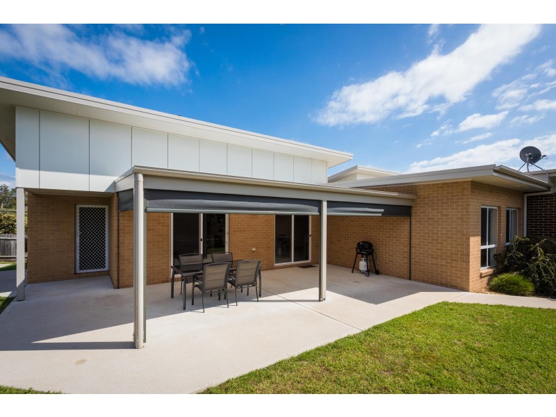 57 Glen Mia Drive, Bega NSW 2550