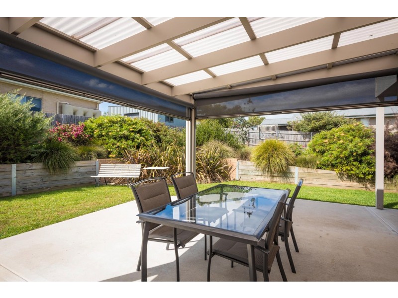 57 Glen Mia Drive, Bega NSW 2550