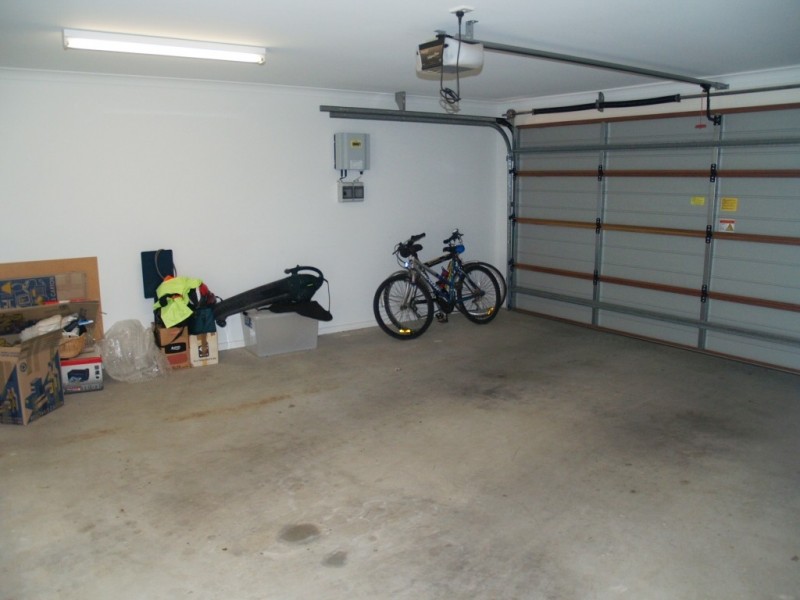 16 Koma Circuit, Bega NSW 2550