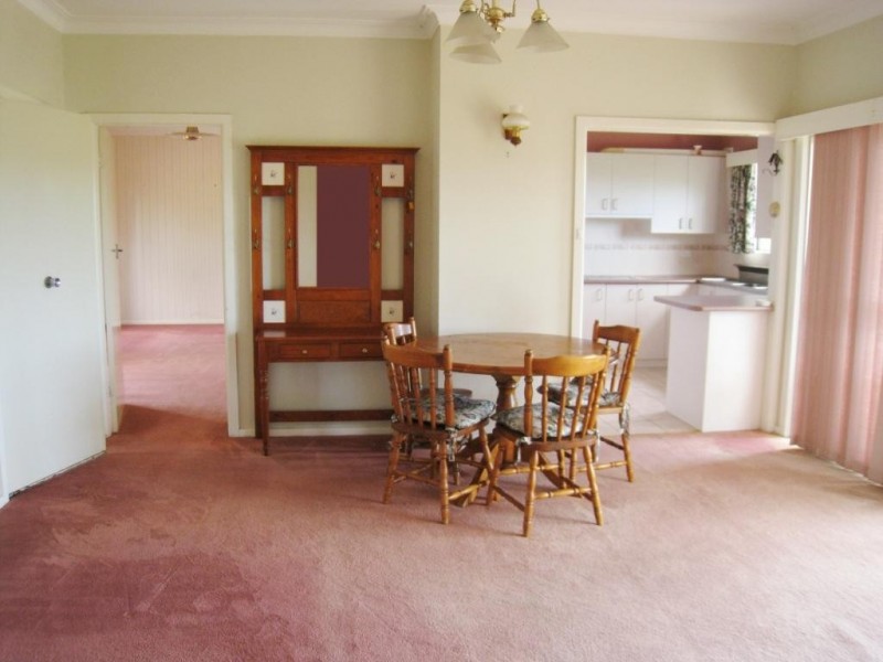 66 Parrabell St, Bega NSW 2550