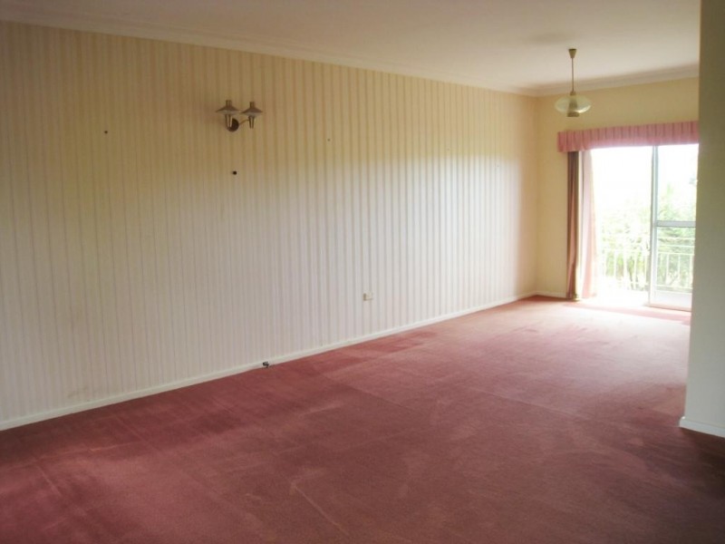 66 Parrabell St, Bega NSW 2550