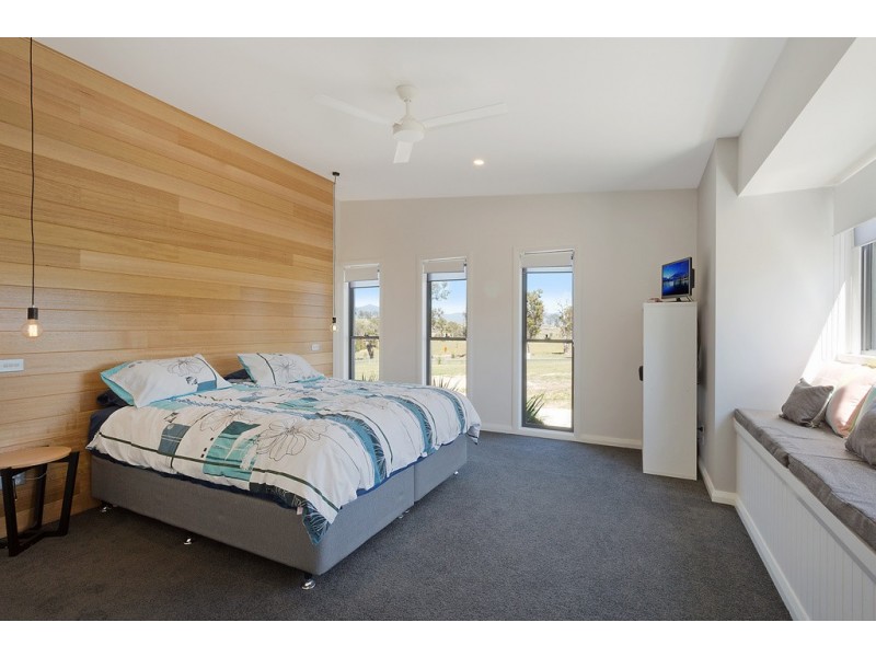 8 Newlyns Place, Frogs Hollow NSW 2550