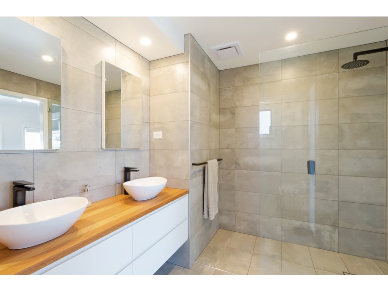 8 Newlyns Place, Frogs Hollow NSW 2550