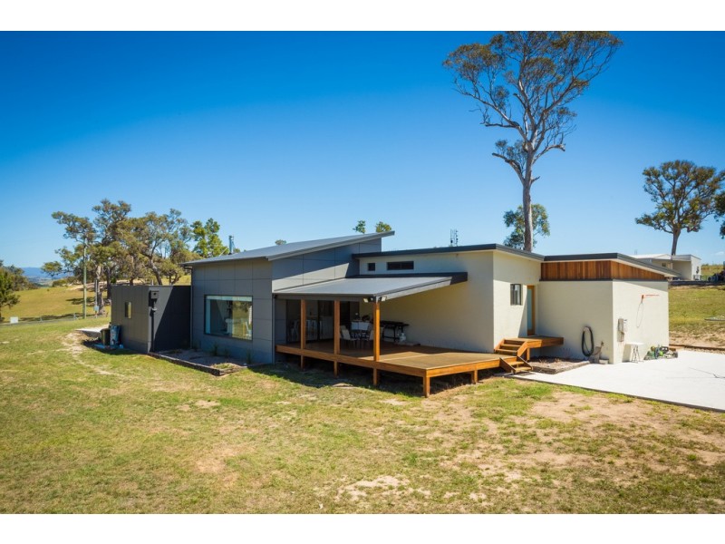 8 Newlyns Place, Frogs Hollow NSW 2550