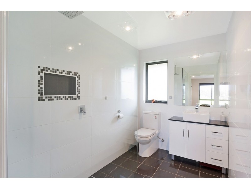 631 Angledale Rd, Bega NSW 2550