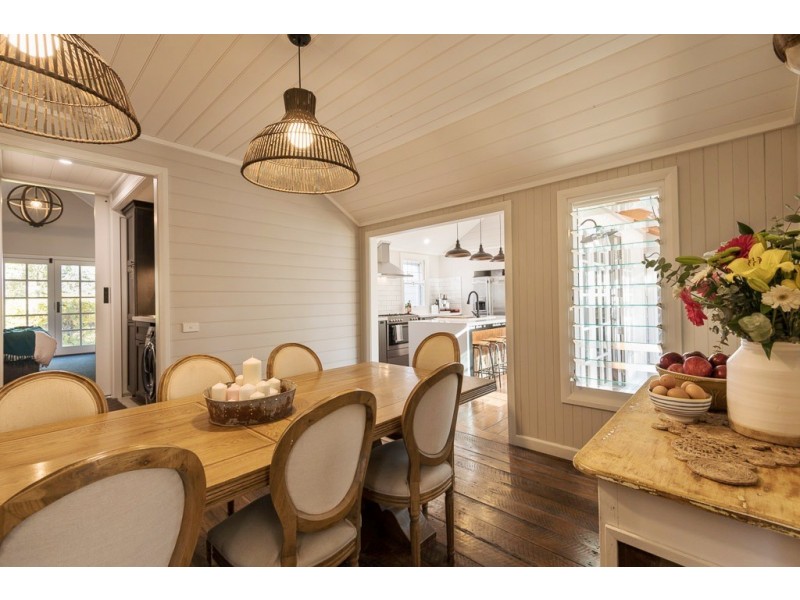 27 Little Glen Oaks Rd, Greendale NSW 2550