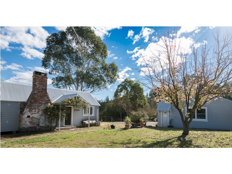 27 Little Glen Oaks Rd, Greendale NSW 2550