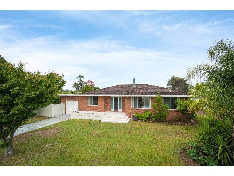21 Howard Ave, Bega NSW 2550