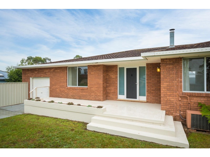 21 Howard Ave, Bega NSW 2550