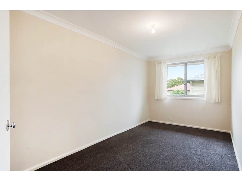 21 Howard Ave, Bega NSW 2550