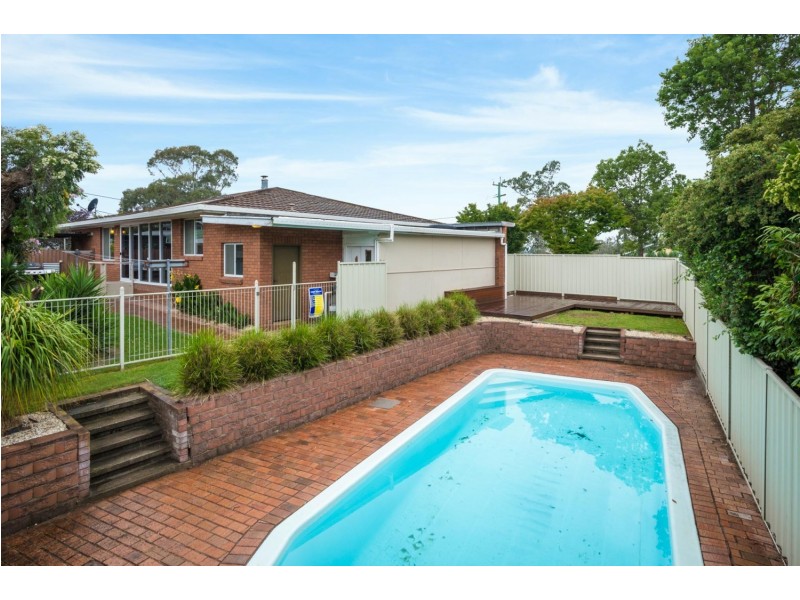 21 Howard Ave, Bega NSW 2550