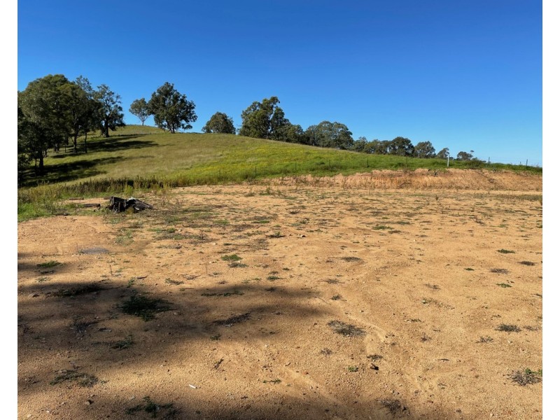 42 Batemans Rd, Morans Crossing NSW 2550