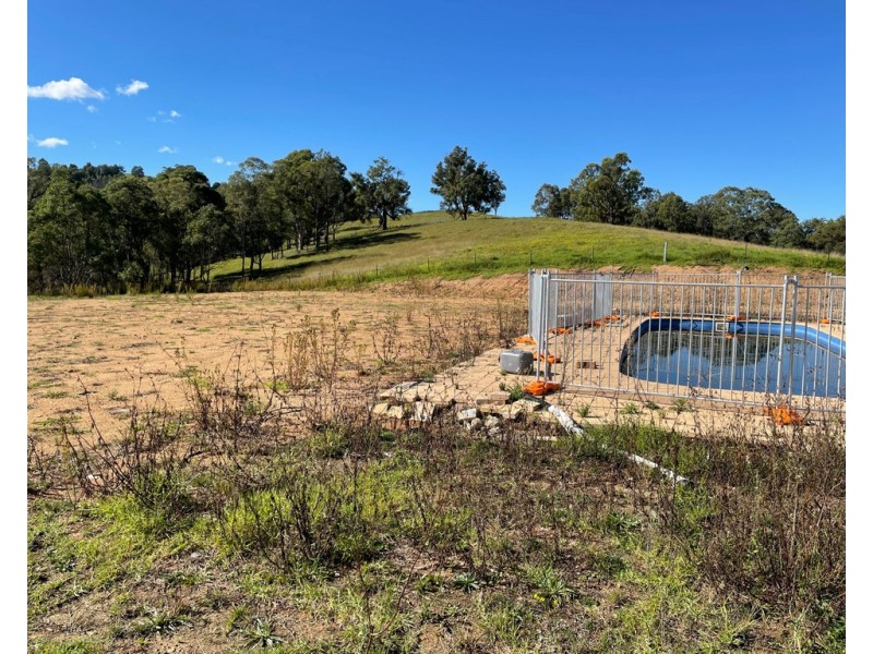 42 Batemans Rd, Morans Crossing NSW 2550