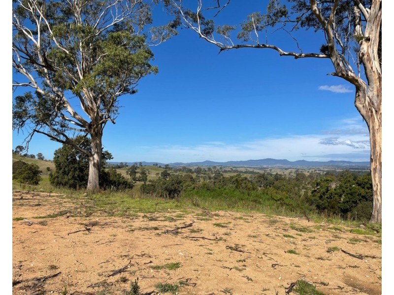 42 Batemans Rd, Morans Crossing NSW 2550