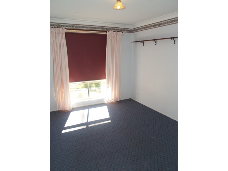 9 Eleanora Close, Wolumla NSW 2550
