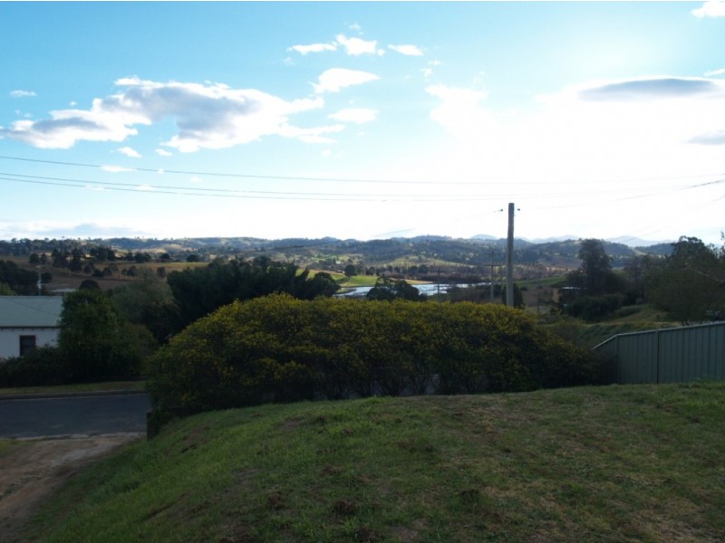 20 Mecklenberg St, Bega NSW 2550