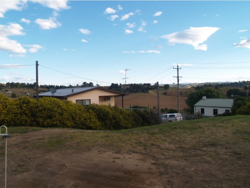 20 Mecklenberg St, Bega NSW 2550