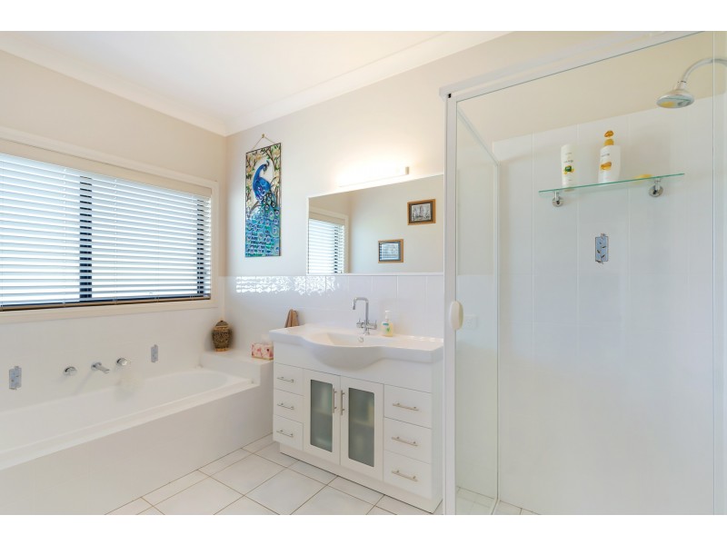 14 Walsh Close, Wolumla NSW 2550