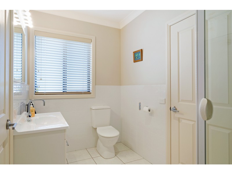 14 Walsh Close, Wolumla NSW 2550