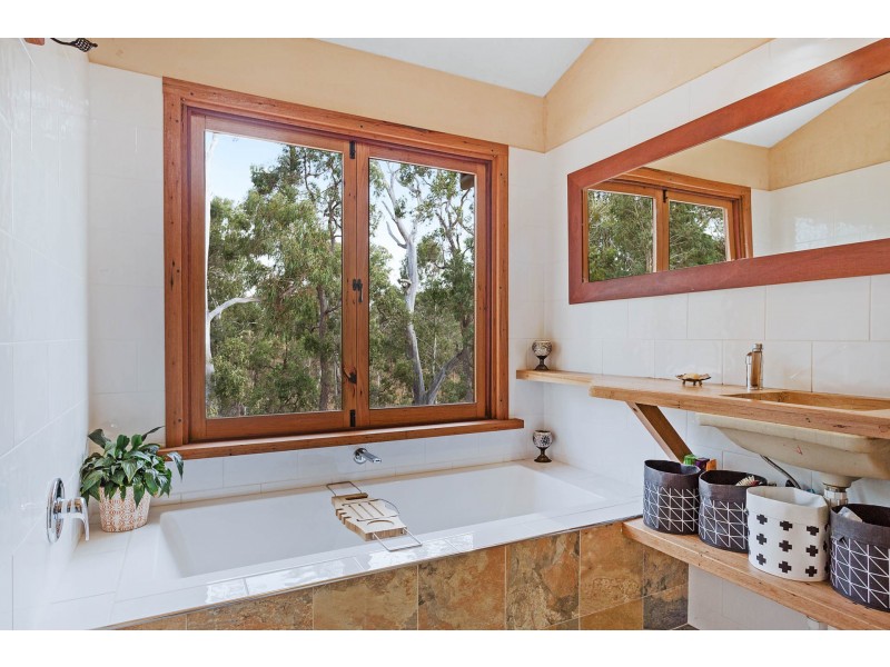 123 West Kameruka Rd, Candelo NSW 2550