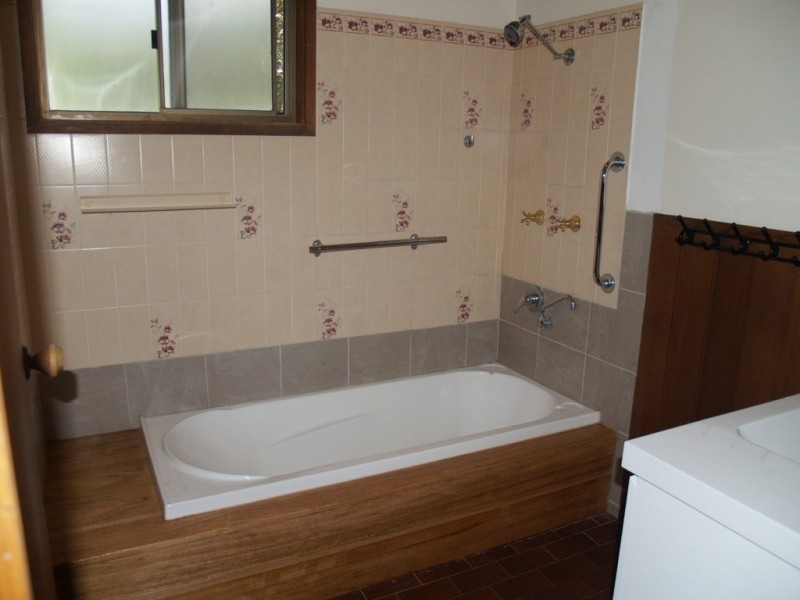 14 Smith St, Wolumla NSW 2550