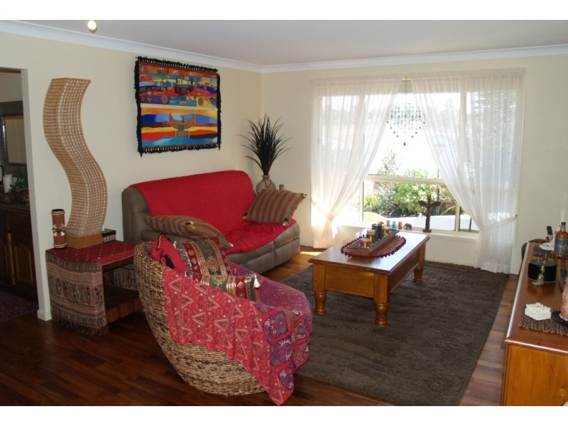 48 Glen Mia Drive, Bega NSW 2550
