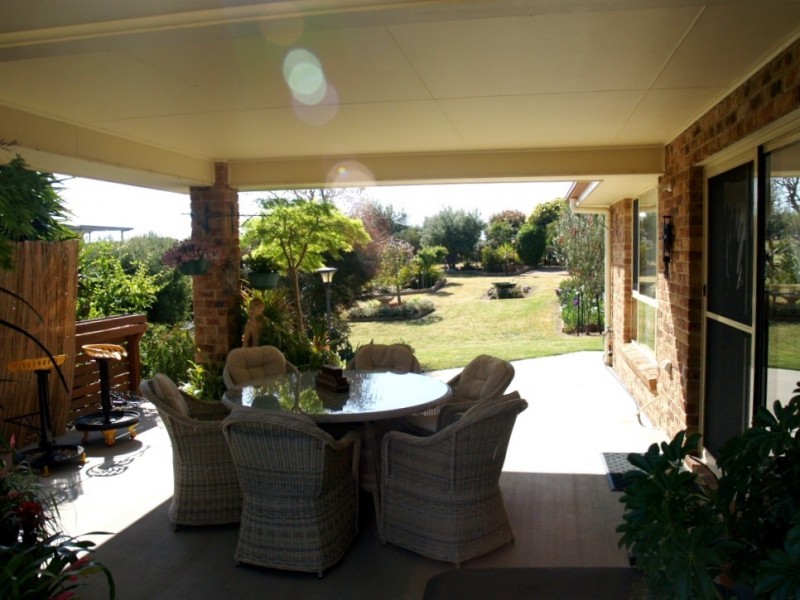 48 Glen Mia Drive, Bega NSW 2550