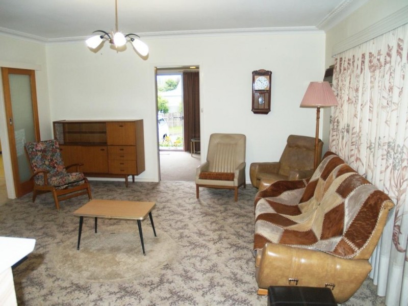 7 Heath St, Bega NSW 2550