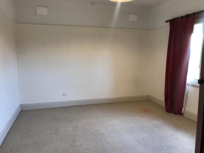 26 Hill Street, Bega NSW 2550