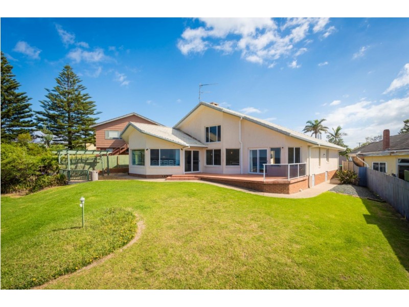 3 Dickinson Avenue, Bermagui NSW 2546