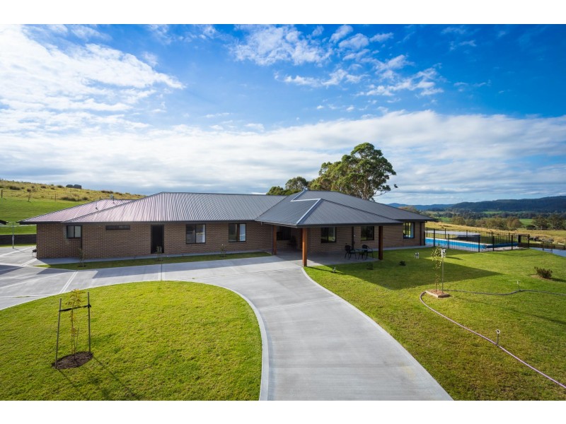 55 Stringy Park Close, Bega NSW 2550