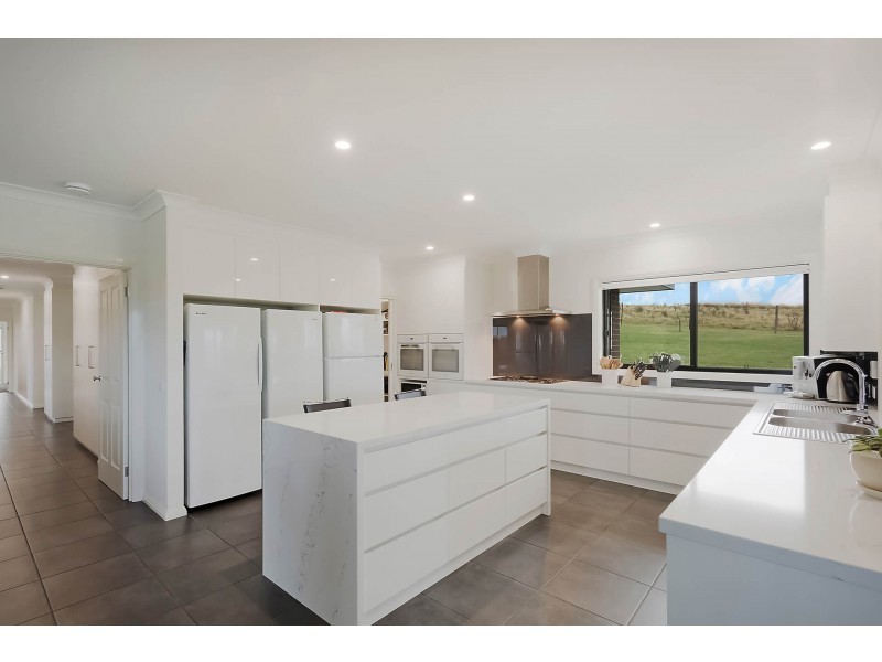 55 Stringy Park Close, Bega NSW 2550