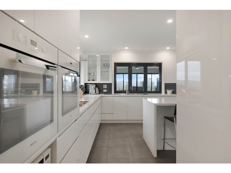 55 Stringy Park Close, Bega NSW 2550