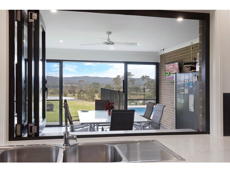 55 Stringy Park Close, Bega NSW 2550