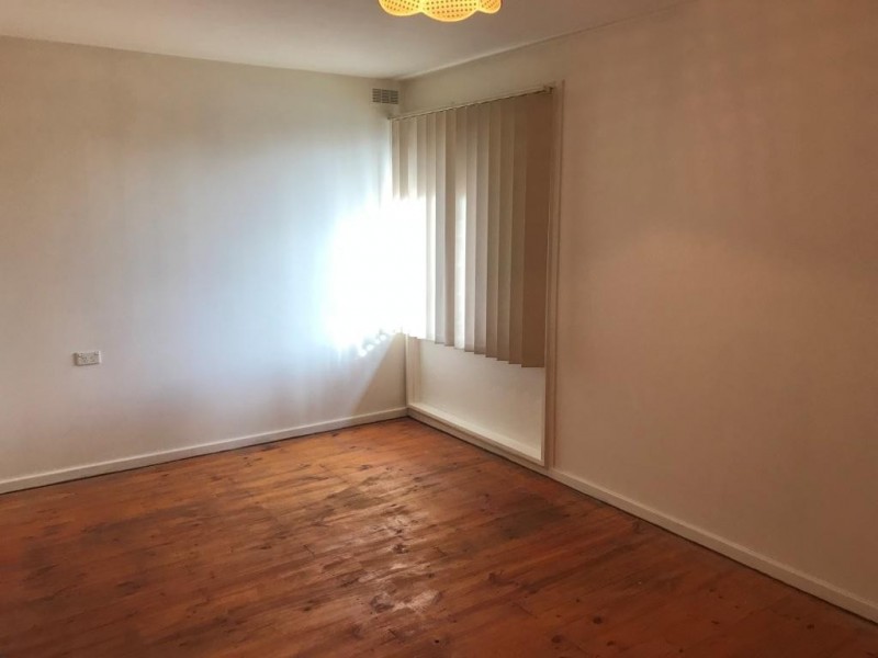 5 Kielpa Place, Bega NSW 2550