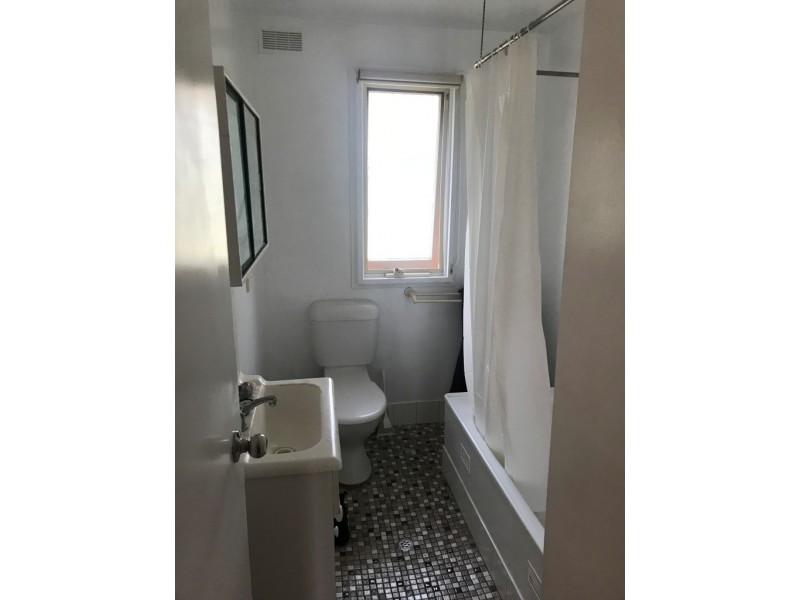 5 Kielpa Place, Bega NSW 2550