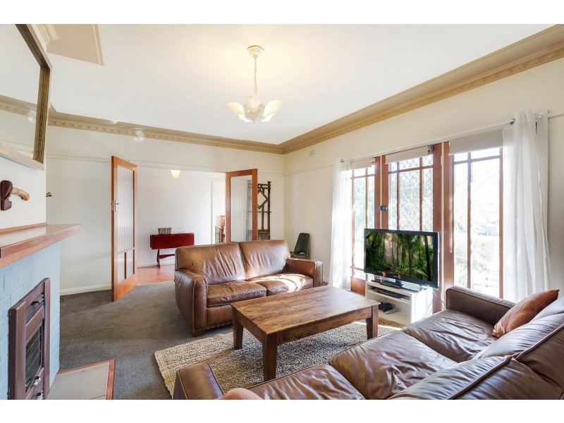 24 Spindler St, Bega NSW 2550