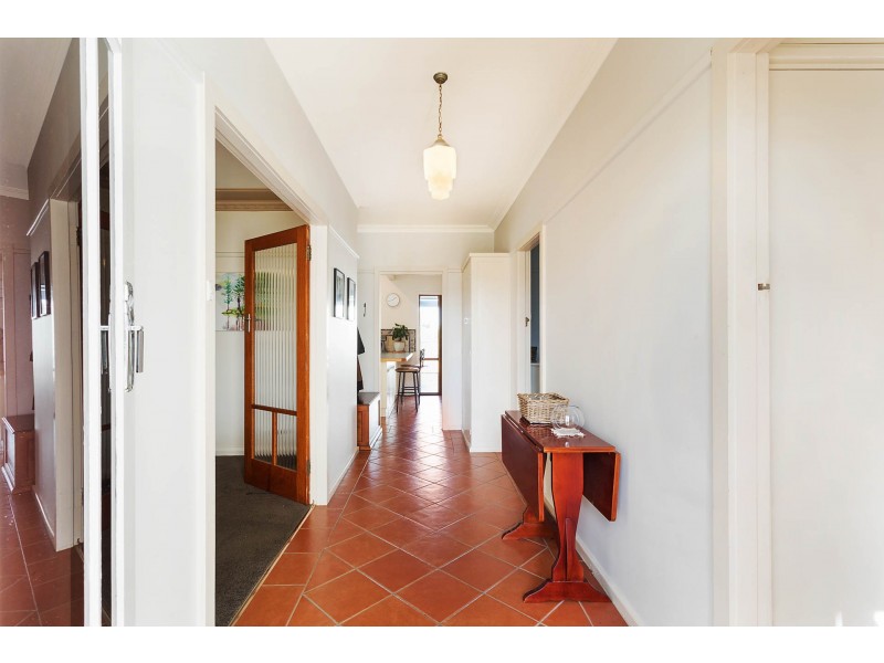 24 Spindler St, Bega NSW 2550