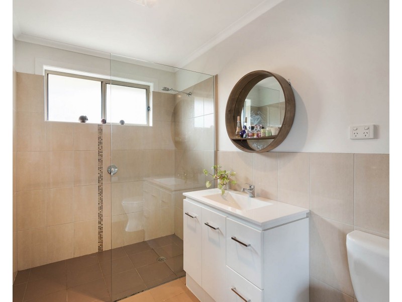 67 Glen Mia Drive, Bega NSW 2550