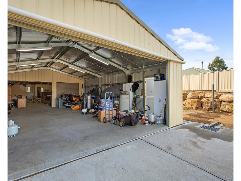 67 Glen Mia Drive, Bega NSW 2550