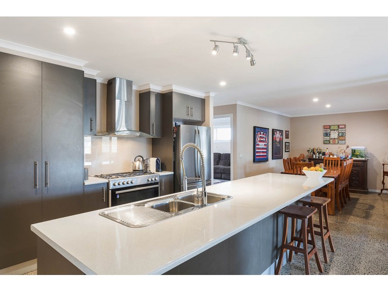 67 Glen Mia Drive, Bega NSW 2550