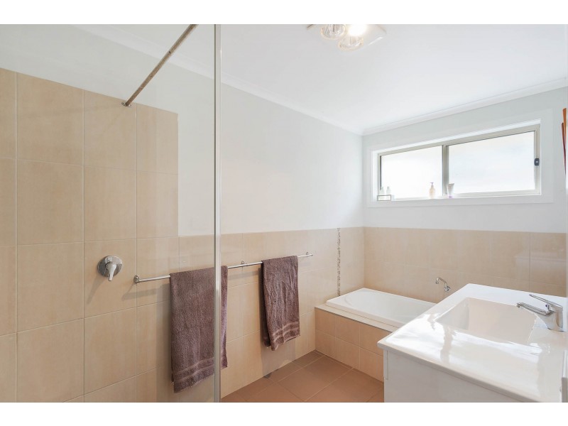 67 Glen Mia Drive, Bega NSW 2550