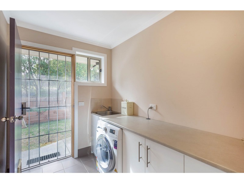 67 Glen Mia Drive, Bega NSW 2550