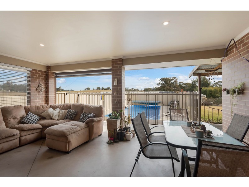 67 Glen Mia Drive, Bega NSW 2550