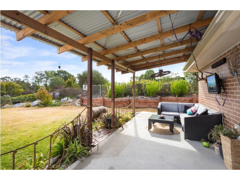 67 Glen Mia Drive, Bega NSW 2550