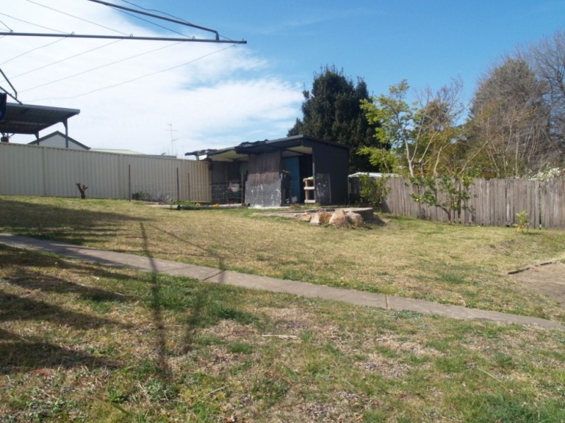 60 Ravenswood St, Bega NSW 2550