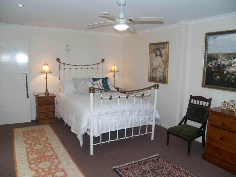 10 Ferntree Lane, Wallagoot NSW 2550