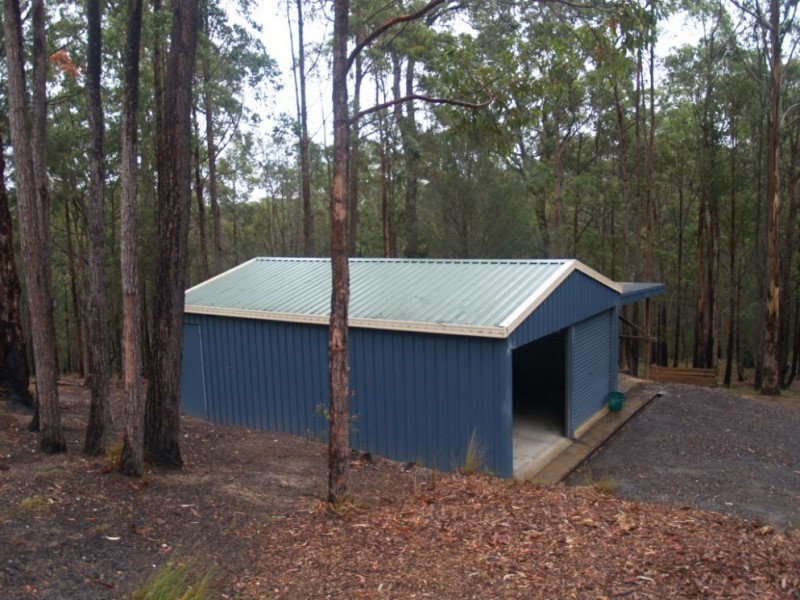 10 Ferntree Lane, Wallagoot NSW 2550